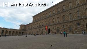 [P04] Impozantul Palazzo Pitti » foto by Rofri
 - 
<span class="allrVoted glyphicon glyphicon-heart hidden" id="av957817"></span>
<a class="m-l-10 hidden" id="sv957817" onclick="voting_Foto_DelVot(,957817,1230)" role="button">șterge vot <span class="glyphicon glyphicon-remove"></span></a>
<a id="v9957817" class=" c-red"  onclick="voting_Foto_SetVot(957817)" role="button"><span class="glyphicon glyphicon-heart-empty"></span> <b>LIKE</b> = Votează poza</a> <img class="hidden"  id="f957817W9" src="/imagini/loader.gif" border="0" /><span class="AjErrMes hidden" id="e957817ErM"></span>