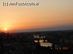 P04 [AUG-2021] Apus de soare la Piazzale Michelangelo, Florenţa: podurile de pe Arno