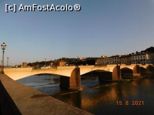 [P08] Ponte alle Grazie la ora de aur » foto by irinad
 - 
<span class="allrVoted glyphicon glyphicon-heart hidden" id="av1259087"></span>
<a class="m-l-10 hidden" id="sv1259087" onclick="voting_Foto_DelVot(,1259087,1230)" role="button">șterge vot <span class="glyphicon glyphicon-remove"></span></a>
<a id="v91259087" class=" c-red"  onclick="voting_Foto_SetVot(1259087)" role="button"><span class="glyphicon glyphicon-heart-empty"></span> <b>LIKE</b> = Votează poza</a> <img class="hidden"  id="f1259087W9" src="/imagini/loader.gif" border="0" /><span class="AjErrMes hidden" id="e1259087ErM"></span>