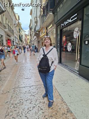 [P69] Pe Via Mazzini - verișoara mea » foto by Carmen Ion
 - 
<span class="allrVoted glyphicon glyphicon-heart hidden" id="av1547974"></span>
<a class="m-l-10 hidden" id="sv1547974" onclick="voting_Foto_DelVot(,1547974,1233)" role="button">șterge vot <span class="glyphicon glyphicon-remove"></span></a>
<a id="v91547974" class=" c-red"  onclick="voting_Foto_SetVot(1547974)" role="button"><span class="glyphicon glyphicon-heart-empty"></span> <b>LIKE</b> = Votează poza</a> <img class="hidden"  id="f1547974W9" src="/imagini/loader.gif" border="0" /><span class="AjErrMes hidden" id="e1547974ErM"></span>