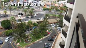 P13 [SEP-2014] Vive la Vida - Sol Tenerife - parcarea hotelului văzută din balcon