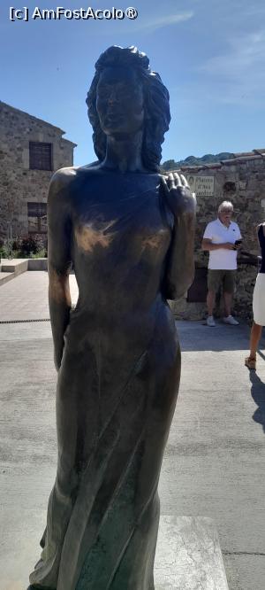 [P07] Ava Gardner » foto by Yolanda
 - 
<span class="allrVoted glyphicon glyphicon-heart hidden" id="av1534128"></span>
<a class="m-l-10 hidden" id="sv1534128" onclick="voting_Foto_DelVot(,1534128,1270)" role="button">șterge vot <span class="glyphicon glyphicon-remove"></span></a>
<a id="v91534128" class=" c-red"  onclick="voting_Foto_SetVot(1534128)" role="button"><span class="glyphicon glyphicon-heart-empty"></span> <b>LIKE</b> = Votează poza</a> <img class="hidden"  id="f1534128W9" src="/imagini/loader.gif" border="0" /><span class="AjErrMes hidden" id="e1534128ErM"></span>