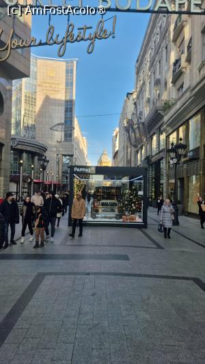 [P18] La pas prin Budapesta » foto by robert
 - 
<span class="allrVoted glyphicon glyphicon-heart hidden" id="av1508590"></span>
<a class="m-l-10 hidden" id="sv1508590" onclick="voting_Foto_DelVot(,1508590,1275)" role="button">șterge vot <span class="glyphicon glyphicon-remove"></span></a>
<a id="v91508590" class=" c-red"  onclick="voting_Foto_SetVot(1508590)" role="button"><span class="glyphicon glyphicon-heart-empty"></span> <b>LIKE</b> = Votează poza</a> <img class="hidden"  id="f1508590W9" src="/imagini/loader.gif" border="0" /><span class="AjErrMes hidden" id="e1508590ErM"></span>