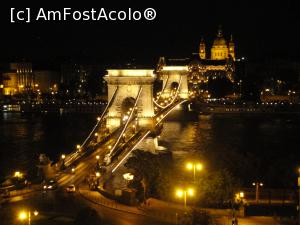 [P09] Cel mai vechi pod permanent, peste Dunare, din Budapesta este <strong>Podul cu lanturi, </strong>care alaturi de Parlament reprezinta un simbol al orasului. Pe cat de frumos este ziua, pe atat de spectaculos e noaptea, generand o priveliste fenomenala cand este iluminat, in special din zona Dealului funicularului de pe Buda. » foto by geani anto
 - 
<span class="allrVoted glyphicon glyphicon-heart hidden" id="av1328557"></span>
<a class="m-l-10 hidden" id="sv1328557" onclick="voting_Foto_DelVot(,1328557,1275)" role="button">șterge vot <span class="glyphicon glyphicon-remove"></span></a>
<a id="v91328557" class=" c-red"  onclick="voting_Foto_SetVot(1328557)" role="button"><span class="glyphicon glyphicon-heart-empty"></span> <b>LIKE</b> = Votează poza</a> <img class="hidden"  id="f1328557W9" src="/imagini/loader.gif" border="0" /><span class="AjErrMes hidden" id="e1328557ErM"></span>