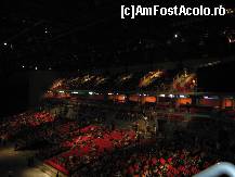 [P01] Sala Polivalenta Laszlo Papp Arena, in timp ce se umple cu spectatori, inaintea concertului lui Jean Michel Jarre » foto by sosso
 - 
<span class="allrVoted glyphicon glyphicon-heart hidden" id="av391229"></span>
<a class="m-l-10 hidden" id="sv391229" onclick="voting_Foto_DelVot(,391229,1275)" role="button">șterge vot <span class="glyphicon glyphicon-remove"></span></a>
<a id="v9391229" class=" c-red"  onclick="voting_Foto_SetVot(391229)" role="button"><span class="glyphicon glyphicon-heart-empty"></span> <b>LIKE</b> = Votează poza</a> <img class="hidden"  id="f391229W9" src="/imagini/loader.gif" border="0" /><span class="AjErrMes hidden" id="e391229ErM"></span>