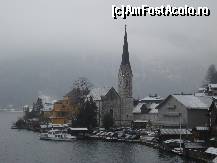 [P19] Vedere cu Hallstatt si o parte din lac pe o zi de iarna cetoasa » foto by ileanaxperta*
 - 
<span class="allrVoted glyphicon glyphicon-heart hidden" id="av65749"></span>
<a class="m-l-10 hidden" id="sv65749" onclick="voting_Foto_DelVot(,65749,1383)" role="button">șterge vot <span class="glyphicon glyphicon-remove"></span></a>
<a id="v965749" class=" c-red"  onclick="voting_Foto_SetVot(65749)" role="button"><span class="glyphicon glyphicon-heart-empty"></span> <b>LIKE</b> = Votează poza</a> <img class="hidden"  id="f65749W9" src="/imagini/loader.gif" border="0" /><span class="AjErrMes hidden" id="e65749ErM"></span>