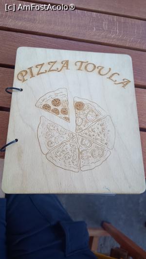 [P43] Sykia - Pizza Toula, meniul » foto by Dragoș_MD
 - 
<span class="allrVoted glyphicon glyphicon-heart hidden" id="av1469540"></span>
<a class="m-l-10 hidden" id="sv1469540" onclick="voting_Foto_DelVot(,1469540,1423)" role="button">șterge vot <span class="glyphicon glyphicon-remove"></span></a>
<a id="v91469540" class=" c-red"  onclick="voting_Foto_SetVot(1469540)" role="button"><span class="glyphicon glyphicon-heart-empty"></span> <b>LIKE</b> = Votează poza</a> <img class="hidden"  id="f1469540W9" src="/imagini/loader.gif" border="0" /><span class="AjErrMes hidden" id="e1469540ErM"></span>