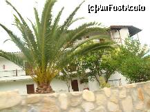 [P40] casa in stil grecesc in Vourvourou » foto by sandu.53
 - 
<span class="allrVoted glyphicon glyphicon-heart hidden" id="av133828"></span>
<a class="m-l-10 hidden" id="sv133828" onclick="voting_Foto_DelVot(,133828,1423)" role="button">șterge vot <span class="glyphicon glyphicon-remove"></span></a>
<a id="v9133828" class=" c-red"  onclick="voting_Foto_SetVot(133828)" role="button"><span class="glyphicon glyphicon-heart-empty"></span> <b>LIKE</b> = Votează poza</a> <img class="hidden"  id="f133828W9" src="/imagini/loader.gif" border="0" /><span class="AjErrMes hidden" id="e133828ErM"></span>