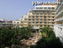 [P04] Hotel Intercontinental St.Julian's-restaurantul 'Al Fresco' vazut din balconul camerei noastre » foto by mariarosa
 - 
<span class="allrVoted glyphicon glyphicon-heart hidden" id="av96823"></span>
<a class="m-l-10 hidden" id="sv96823" onclick="voting_Foto_DelVot(,96823,1564)" role="button">șterge vot <span class="glyphicon glyphicon-remove"></span></a>
<a id="v996823" class=" c-red"  onclick="voting_Foto_SetVot(96823)" role="button"><span class="glyphicon glyphicon-heart-empty"></span> <b>LIKE</b> = Votează poza</a> <img class="hidden"  id="f96823W9" src="/imagini/loader.gif" border="0" /><span class="AjErrMes hidden" id="e96823ErM"></span>