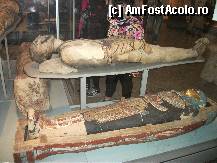 [P51] Egyptian mummies » foto by raducondurache
 - 
<span class="allrVoted glyphicon glyphicon-heart hidden" id="av327464"></span>
<a class="m-l-10 hidden" id="sv327464" onclick="voting_Foto_DelVot(,327464,1570)" role="button">șterge vot <span class="glyphicon glyphicon-remove"></span></a>
<a id="v9327464" class=" c-red"  onclick="voting_Foto_SetVot(327464)" role="button"><span class="glyphicon glyphicon-heart-empty"></span> <b>LIKE</b> = Votează poza</a> <img class="hidden"  id="f327464W9" src="/imagini/loader.gif" border="0" /><span class="AjErrMes hidden" id="e327464ErM"></span>