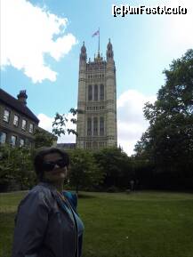 [P27] Poza facuta in College Garden (Westminster Abbey). Odata ajunsi aici, va trebui sa va intoarceti inapoi. In spate se vede Victoria Tower, care e in celalalt capat al Houses of Parliament. Steagul indica Parliament is in Session. » foto by TraianS
 - 
<span class="allrVoted glyphicon glyphicon-heart hidden" id="av226737"></span>
<a class="m-l-10 hidden" id="sv226737" onclick="voting_Foto_DelVot(,226737,1570)" role="button">șterge vot <span class="glyphicon glyphicon-remove"></span></a>
<a id="v9226737" class=" c-red"  onclick="voting_Foto_SetVot(226737)" role="button"><span class="glyphicon glyphicon-heart-empty"></span> <b>LIKE</b> = Votează poza</a> <img class="hidden"  id="f226737W9" src="/imagini/loader.gif" border="0" /><span class="AjErrMes hidden" id="e226737ErM"></span>