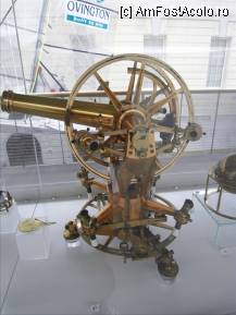 [P132] Troughton's Telescope. National Maritime Museum » foto by TraianS
 - 
<span class="allrVoted glyphicon glyphicon-heart hidden" id="av233987"></span>
<a class="m-l-10 hidden" id="sv233987" onclick="voting_Foto_DelVot(,233987,1570)" role="button">șterge vot <span class="glyphicon glyphicon-remove"></span></a>
<a id="v9233987" class=" c-red"  onclick="voting_Foto_SetVot(233987)" role="button"><span class="glyphicon glyphicon-heart-empty"></span> <b>LIKE</b> = Votează poza</a> <img class="hidden"  id="f233987W9" src="/imagini/loader.gif" border="0" /><span class="AjErrMes hidden" id="e233987ErM"></span>