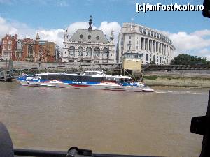 [P24] Pe Tamisa cu Thames Clippers, linia de vaporase care ne-a dus la Greenwich » foto by marius gaudi*
 - 
<span class="allrVoted glyphicon glyphicon-heart hidden" id="av683370"></span>
<a class="m-l-10 hidden" id="sv683370" onclick="voting_Foto_DelVot(,683370,1570)" role="button">șterge vot <span class="glyphicon glyphicon-remove"></span></a>
<a id="v9683370" class=" c-red"  onclick="voting_Foto_SetVot(683370)" role="button"><span class="glyphicon glyphicon-heart-empty"></span> <b>LIKE</b> = Votează poza</a> <img class="hidden"  id="f683370W9" src="/imagini/loader.gif" border="0" /><span class="AjErrMes hidden" id="e683370ErM"></span>