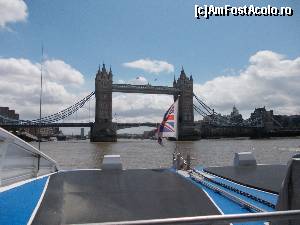 [P25] Tower Bridge, in toata splendoarea » foto by marius gaudi*
 - 
<span class="allrVoted glyphicon glyphicon-heart hidden" id="av683371"></span>
<a class="m-l-10 hidden" id="sv683371" onclick="voting_Foto_DelVot(,683371,1570)" role="button">șterge vot <span class="glyphicon glyphicon-remove"></span></a>
<a id="v9683371" class=" c-red"  onclick="voting_Foto_SetVot(683371)" role="button"><span class="glyphicon glyphicon-heart-empty"></span> <b>LIKE</b> = Votează poza</a> <img class="hidden"  id="f683371W9" src="/imagini/loader.gif" border="0" /><span class="AjErrMes hidden" id="e683371ErM"></span>