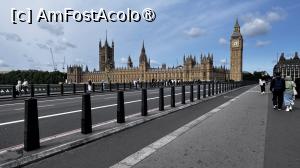 [P06] Pe Poful Westminster » foto by Mika
 - 
<span class="allrVoted glyphicon glyphicon-heart hidden" id="av1488169"></span>
<a class="m-l-10 hidden" id="sv1488169" onclick="voting_Foto_DelVot(,1488169,1570)" role="button">șterge vot <span class="glyphicon glyphicon-remove"></span></a>
<a id="v91488169" class=" c-red"  onclick="voting_Foto_SetVot(1488169)" role="button"><span class="glyphicon glyphicon-heart-empty"></span> <b>LIKE</b> = Votează poza</a> <img class="hidden"  id="f1488169W9" src="/imagini/loader.gif" border="0" /><span class="AjErrMes hidden" id="e1488169ErM"></span>
