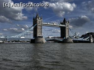 [P05] Tower Bridge » foto by Mika
 - 
<span class="allrVoted glyphicon glyphicon-heart hidden" id="av1489879"></span>
<a class="m-l-10 hidden" id="sv1489879" onclick="voting_Foto_DelVot(,1489879,1570)" role="button">șterge vot <span class="glyphicon glyphicon-remove"></span></a>
<a id="v91489879" class=" c-red"  onclick="voting_Foto_SetVot(1489879)" role="button"><span class="glyphicon glyphicon-heart-empty"></span> <b>LIKE</b> = Votează poza</a> <img class="hidden"  id="f1489879W9" src="/imagini/loader.gif" border="0" /><span class="AjErrMes hidden" id="e1489879ErM"></span>