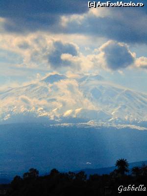 [P04] Cam asa se vede muntele Etna din acest parc superb » foto by GabrielaG
 - 
<span class="allrVoted glyphicon glyphicon-heart hidden" id="av604911"></span>
<a class="m-l-10 hidden" id="sv604911" onclick="voting_Foto_DelVot(,604911,1579)" role="button">șterge vot <span class="glyphicon glyphicon-remove"></span></a>
<a id="v9604911" class=" c-red"  onclick="voting_Foto_SetVot(604911)" role="button"><span class="glyphicon glyphicon-heart-empty"></span> <b>LIKE</b> = Votează poza</a> <img class="hidden"  id="f604911W9" src="/imagini/loader.gif" border="0" /><span class="AjErrMes hidden" id="e604911ErM"></span>