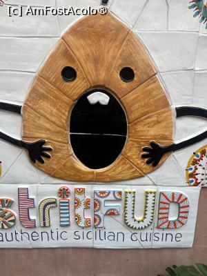 [P23] Taormina -reclama de la taraba de-am luat arancino, aia de m-am opărit cu ea » foto by Yersinia Pestis
 - 
<span class="allrVoted glyphicon glyphicon-heart hidden" id="av1516032"></span>
<a class="m-l-10 hidden" id="sv1516032" onclick="voting_Foto_DelVot(,1516032,1579)" role="button">șterge vot <span class="glyphicon glyphicon-remove"></span></a>
<a id="v91516032" class=" c-red"  onclick="voting_Foto_SetVot(1516032)" role="button"><span class="glyphicon glyphicon-heart-empty"></span> <b>LIKE</b> = Votează poza</a> <img class="hidden"  id="f1516032W9" src="/imagini/loader.gif" border="0" /><span class="AjErrMes hidden" id="e1516032ErM"></span>