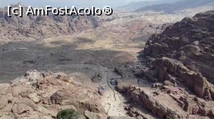 P14 [APR-2019] Din Înaltul Loc al Sacrificiului o privire către valea principală din Petra