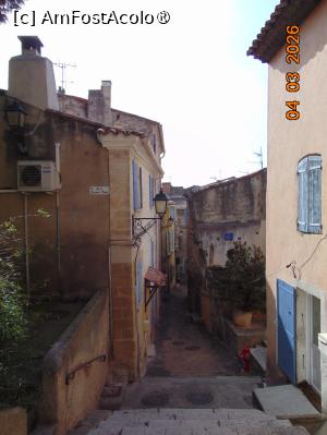 [P50] centrul vechi, stradute înguste, cladii cu obloane vechi » foto by Yolanda
 - 
<span class="allrVoted glyphicon glyphicon-heart hidden" id="av1525276"></span>
<a class="m-l-10 hidden" id="sv1525276" onclick="voting_Foto_DelVot(,1525276,1628)" role="button">șterge vot <span class="glyphicon glyphicon-remove"></span></a>
<a id="v91525276" class=" c-red"  onclick="voting_Foto_SetVot(1525276)" role="button"><span class="glyphicon glyphicon-heart-empty"></span> <b>LIKE</b> = Votează poza</a> <img class="hidden"  id="f1525276W9" src="/imagini/loader.gif" border="0" /><span class="AjErrMes hidden" id="e1525276ErM"></span>
