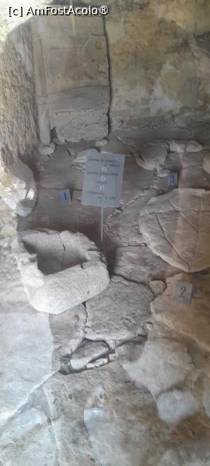 [P13] interior borie » foto by Yolanda
 - 
<span class="allrVoted glyphicon glyphicon-heart hidden" id="av1547635"></span>
<a class="m-l-10 hidden" id="sv1547635" onclick="voting_Foto_DelVot(,1547635,1628)" role="button">șterge vot <span class="glyphicon glyphicon-remove"></span></a>
<a id="v91547635" class=" c-red"  onclick="voting_Foto_SetVot(1547635)" role="button"><span class="glyphicon glyphicon-heart-empty"></span> <b>LIKE</b> = Votează poza</a> <img class="hidden"  id="f1547635W9" src="/imagini/loader.gif" border="0" /><span class="AjErrMes hidden" id="e1547635ErM"></span>
