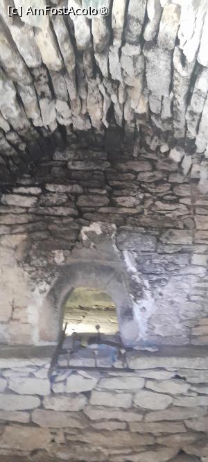 [P31] interior borie » foto by Yolanda
 - 
<span class="allrVoted glyphicon glyphicon-heart hidden" id="av1547653"></span>
<a class="m-l-10 hidden" id="sv1547653" onclick="voting_Foto_DelVot(,1547653,1628)" role="button">șterge vot <span class="glyphicon glyphicon-remove"></span></a>
<a id="v91547653" class=" c-red"  onclick="voting_Foto_SetVot(1547653)" role="button"><span class="glyphicon glyphicon-heart-empty"></span> <b>LIKE</b> = Votează poza</a> <img class="hidden"  id="f1547653W9" src="/imagini/loader.gif" border="0" /><span class="AjErrMes hidden" id="e1547653ErM"></span>