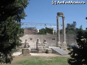 [P04] Arles - Theatre Antique » foto by Carmen Ion
 - 
<span class="allrVoted glyphicon glyphicon-heart hidden" id="av582076"></span>
<a class="m-l-10 hidden" id="sv582076" onclick="voting_Foto_DelVot(,582076,1628)" role="button">șterge vot <span class="glyphicon glyphicon-remove"></span></a>
<a id="v9582076" class=" c-red"  onclick="voting_Foto_SetVot(582076)" role="button"><span class="glyphicon glyphicon-heart-empty"></span> <b>LIKE</b> = Votează poza</a> <img class="hidden"  id="f582076W9" src="/imagini/loader.gif" border="0" /><span class="AjErrMes hidden" id="e582076ErM"></span>