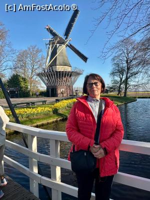[P32] Kekenhof, prin parc, » foto by mprofeanu
 - 
<span class="allrVoted glyphicon glyphicon-heart hidden" id="av1479591"></span>
<a class="m-l-10 hidden" id="sv1479591" onclick="voting_Foto_DelVot(,1479591,1639)" role="button">șterge vot <span class="glyphicon glyphicon-remove"></span></a>
<a id="v91479591" class=" c-red"  onclick="voting_Foto_SetVot(1479591)" role="button"><span class="glyphicon glyphicon-heart-empty"></span> <b>LIKE</b> = Votează poza</a> <img class="hidden"  id="f1479591W9" src="/imagini/loader.gif" border="0" /><span class="AjErrMes hidden" id="e1479591ErM"></span>