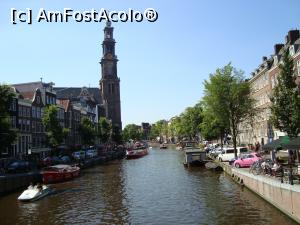 P02 [JUL-2017] Canalul Prinsegracht poarta numele printului de Orania si e cel mai lung... turnul de la Westekerk vegheaza ca un bunic canalul de la 1631. 