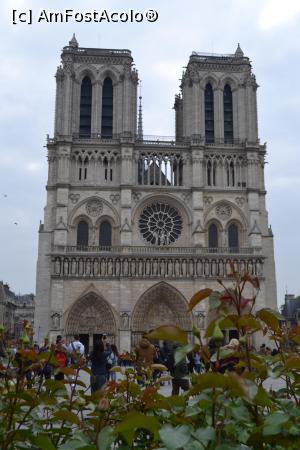 [P34] Notre Dame » foto by AZE
 - 
<span class="allrVoted glyphicon glyphicon-heart hidden" id="av881383"></span>
<a class="m-l-10 hidden" id="sv881383" onclick="voting_Foto_DelVot(,881383,1684)" role="button">șterge vot <span class="glyphicon glyphicon-remove"></span></a>
<a id="v9881383" class=" c-red"  onclick="voting_Foto_SetVot(881383)" role="button"><span class="glyphicon glyphicon-heart-empty"></span> <b>LIKE</b> = Votează poza</a> <img class="hidden"  id="f881383W9" src="/imagini/loader.gif" border="0" /><span class="AjErrMes hidden" id="e881383ErM"></span>