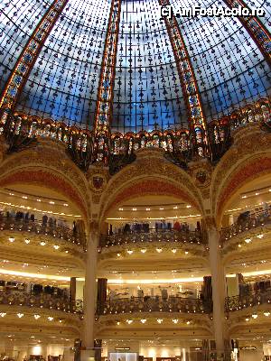 [P12] Galeriile Lafayette » foto by Roxelly
 - 
<span class="allrVoted glyphicon glyphicon-heart hidden" id="av478947"></span>
<a class="m-l-10 hidden" id="sv478947" onclick="voting_Foto_DelVot(,478947,1684)" role="button">șterge vot <span class="glyphicon glyphicon-remove"></span></a>
<a id="v9478947" class=" c-red"  onclick="voting_Foto_SetVot(478947)" role="button"><span class="glyphicon glyphicon-heart-empty"></span> <b>LIKE</b> = Votează poza</a> <img class="hidden"  id="f478947W9" src="/imagini/loader.gif" border="0" /><span class="AjErrMes hidden" id="e478947ErM"></span>