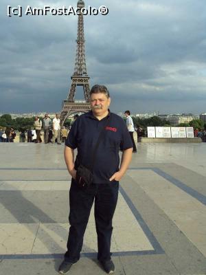 [P03] Tour Eiffel văzut dinspre Place du Trocadero.  » foto by Carmen Ion
 - 
<span class="allrVoted glyphicon glyphicon-heart hidden" id="av719917"></span>
<a class="m-l-10 hidden" id="sv719917" onclick="voting_Foto_DelVot(,719917,1684)" role="button">șterge vot <span class="glyphicon glyphicon-remove"></span></a>
<a id="v9719917" class=" c-red"  onclick="voting_Foto_SetVot(719917)" role="button"><span class="glyphicon glyphicon-heart-empty"></span> <b>LIKE</b> = Votează poza</a> <img class="hidden"  id="f719917W9" src="/imagini/loader.gif" border="0" /><span class="AjErrMes hidden" id="e719917ErM"></span>