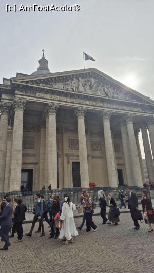 [P23] Paris - Panteonul - și un alai de nuntă » foto by ANILU
 - 
<span class="allrVoted glyphicon glyphicon-heart hidden" id="av1521144"></span>
<a class="m-l-10 hidden" id="sv1521144" onclick="voting_Foto_DelVot(,1521144,1684)" role="button">șterge vot <span class="glyphicon glyphicon-remove"></span></a>
<a id="v91521144" class=" c-red"  onclick="voting_Foto_SetVot(1521144)" role="button"><span class="glyphicon glyphicon-heart-empty"></span> <b>LIKE</b> = Votează poza</a> <img class="hidden"  id="f1521144W9" src="/imagini/loader.gif" border="0" /><span class="AjErrMes hidden" id="e1521144ErM"></span>