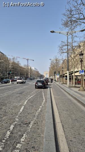 [P47] Paris - pe Champs Elysees » foto by ANILU
 - 
<span class="allrVoted glyphicon glyphicon-heart hidden" id="av1521168"></span>
<a class="m-l-10 hidden" id="sv1521168" onclick="voting_Foto_DelVot(,1521168,1684)" role="button">șterge vot <span class="glyphicon glyphicon-remove"></span></a>
<a id="v91521168" class=" c-red"  onclick="voting_Foto_SetVot(1521168)" role="button"><span class="glyphicon glyphicon-heart-empty"></span> <b>LIKE</b> = Votează poza</a> <img class="hidden"  id="f1521168W9" src="/imagini/loader.gif" border="0" /><span class="AjErrMes hidden" id="e1521168ErM"></span>