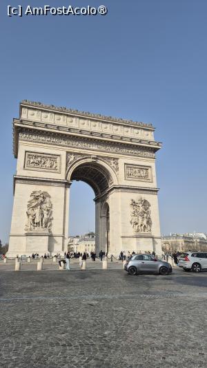 [P51] Paris - Arcul de Triumf » foto by ANILU
 - 
<span class="allrVoted glyphicon glyphicon-heart hidden" id="av1521172"></span>
<a class="m-l-10 hidden" id="sv1521172" onclick="voting_Foto_DelVot(,1521172,1684)" role="button">șterge vot <span class="glyphicon glyphicon-remove"></span></a>
<a id="v91521172" class=" c-red"  onclick="voting_Foto_SetVot(1521172)" role="button"><span class="glyphicon glyphicon-heart-empty"></span> <b>LIKE</b> = Votează poza</a> <img class="hidden"  id="f1521172W9" src="/imagini/loader.gif" border="0" /><span class="AjErrMes hidden" id="e1521172ErM"></span>