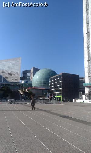 [P28] La Defense, se pricep si francezii de azi sa construiasca » foto by crisv
 - 
<span class="allrVoted glyphicon glyphicon-heart hidden" id="av795528"></span>
<a class="m-l-10 hidden" id="sv795528" onclick="voting_Foto_DelVot(,795528,1684)" role="button">șterge vot <span class="glyphicon glyphicon-remove"></span></a>
<a id="v9795528" class=" c-red"  onclick="voting_Foto_SetVot(795528)" role="button"><span class="glyphicon glyphicon-heart-empty"></span> <b>LIKE</b> = Votează poza</a> <img class="hidden"  id="f795528W9" src="/imagini/loader.gif" border="0" /><span class="AjErrMes hidden" id="e795528ErM"></span>