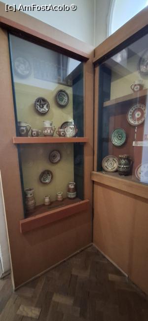 [P44] Vatra Dornei - Muzeul de Etnografie. Interior. » foto by iulianic
 - 
<span class="allrVoted glyphicon glyphicon-heart hidden" id="av1544242"></span>
<a class="m-l-10 hidden" id="sv1544242" onclick="voting_Foto_DelVot(,1544242,1782)" role="button">șterge vot <span class="glyphicon glyphicon-remove"></span></a>
<a id="v91544242" class=" c-red"  onclick="voting_Foto_SetVot(1544242)" role="button"><span class="glyphicon glyphicon-heart-empty"></span> <b>LIKE</b> = Votează poza</a> <img class="hidden"  id="f1544242W9" src="/imagini/loader.gif" border="0" /><span class="AjErrMes hidden" id="e1544242ErM"></span>