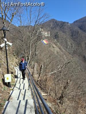 [P28] Cetatea Poenari, coborâm... » foto by mprofeanu
 - 
<span class="allrVoted glyphicon glyphicon-heart hidden" id="av1521309"></span>
<a class="m-l-10 hidden" id="sv1521309" onclick="voting_Foto_DelVot(,1521309,1790)" role="button">șterge vot <span class="glyphicon glyphicon-remove"></span></a>
<a id="v91521309" class=" c-red"  onclick="voting_Foto_SetVot(1521309)" role="button"><span class="glyphicon glyphicon-heart-empty"></span> <b>LIKE</b> = Votează poza</a> <img class="hidden"  id="f1521309W9" src="/imagini/loader.gif" border="0" /><span class="AjErrMes hidden" id="e1521309ErM"></span>