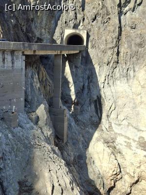 [P42] Barajul Vidraru, Tunelul pe Drumul DJ704 neasfaltat ce duce la cabana Cumpăna... » foto by mprofeanu
 - 
<span class="allrVoted glyphicon glyphicon-heart hidden" id="av1521323"></span>
<a class="m-l-10 hidden" id="sv1521323" onclick="voting_Foto_DelVot(,1521323,1790)" role="button">șterge vot <span class="glyphicon glyphicon-remove"></span></a>
<a id="v91521323" class=" c-red"  onclick="voting_Foto_SetVot(1521323)" role="button"><span class="glyphicon glyphicon-heart-empty"></span> <b>LIKE</b> = Votează poza</a> <img class="hidden"  id="f1521323W9" src="/imagini/loader.gif" border="0" /><span class="AjErrMes hidden" id="e1521323ErM"></span>