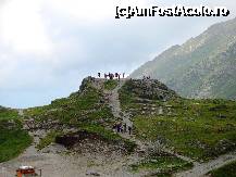 [P40] Colina belvedere de lângă stația de pornire a telecabinei, de pe care se poate admira cel mai bine panorama Circului Glaciar Bâlea » foto by mariana.olaru
 - 
<span class="allrVoted glyphicon glyphicon-heart hidden" id="av232781"></span>
<a class="m-l-10 hidden" id="sv232781" onclick="voting_Foto_DelVot(,232781,1790)" role="button">șterge vot <span class="glyphicon glyphicon-remove"></span></a>
<a id="v9232781" class=" c-red"  onclick="voting_Foto_SetVot(232781)" role="button"><span class="glyphicon glyphicon-heart-empty"></span> <b>LIKE</b> = Votează poza</a> <img class="hidden"  id="f232781W9" src="/imagini/loader.gif" border="0" /><span class="AjErrMes hidden" id="e232781ErM"></span>