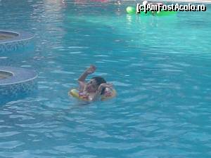 [P39] piscina » foto by costeldobre
 - 
<span class="allrVoted glyphicon glyphicon-heart hidden" id="av520571"></span>
<a class="m-l-10 hidden" id="sv520571" onclick="voting_Foto_DelVot(,520571,1951)" role="button">șterge vot <span class="glyphicon glyphicon-remove"></span></a>
<a id="v9520571" class=" c-red"  onclick="voting_Foto_SetVot(520571)" role="button"><span class="glyphicon glyphicon-heart-empty"></span> <b>LIKE</b> = Votează poza</a> <img class="hidden"  id="f520571W9" src="/imagini/loader.gif" border="0" /><span class="AjErrMes hidden" id="e520571ErM"></span>