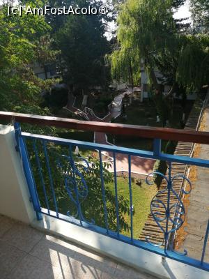 [P05] În față grădina, destul de îngrijită » foto by CATAAS
 - 
<span class="allrVoted glyphicon glyphicon-heart hidden" id="av1493143"></span>
<a class="m-l-10 hidden" id="sv1493143" onclick="voting_Foto_DelVot(,1493143,1955)" role="button">șterge vot <span class="glyphicon glyphicon-remove"></span></a>
<a id="v91493143" class=" c-red"  onclick="voting_Foto_SetVot(1493143)" role="button"><span class="glyphicon glyphicon-heart-empty"></span> <b>LIKE</b> = Votează poza</a> <img class="hidden"  id="f1493143W9" src="/imagini/loader.gif" border="0" /><span class="AjErrMes hidden" id="e1493143ErM"></span>