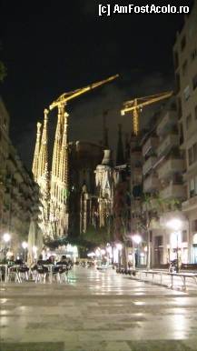 [P144] Sagrada Familia vazuta de pe Avinguda de Gaudi. » foto by TraianS
 - 
<span class="allrVoted glyphicon glyphicon-heart hidden" id="av294447"></span>
<a class="m-l-10 hidden" id="sv294447" onclick="voting_Foto_DelVot(,294447,1999)" role="button">șterge vot <span class="glyphicon glyphicon-remove"></span></a>
<a id="v9294447" class=" c-red"  onclick="voting_Foto_SetVot(294447)" role="button"><span class="glyphicon glyphicon-heart-empty"></span> <b>LIKE</b> = Votează poza</a> <img class="hidden"  id="f294447W9" src="/imagini/loader.gif" border="0" /><span class="AjErrMes hidden" id="e294447ErM"></span>