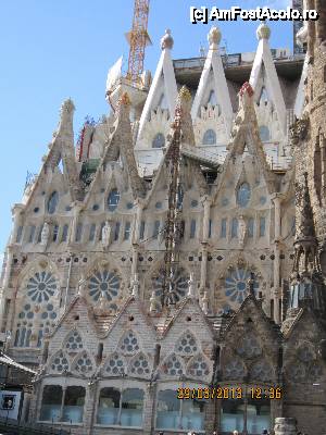 [P02] Sagrada Familia - o parte renovata » foto by cdiana
 - 
<span class="allrVoted glyphicon glyphicon-heart hidden" id="av432494"></span>
<a class="m-l-10 hidden" id="sv432494" onclick="voting_Foto_DelVot(,432494,1999)" role="button">șterge vot <span class="glyphicon glyphicon-remove"></span></a>
<a id="v9432494" class=" c-red"  onclick="voting_Foto_SetVot(432494)" role="button"><span class="glyphicon glyphicon-heart-empty"></span> <b>LIKE</b> = Votează poza</a> <img class="hidden"  id="f432494W9" src="/imagini/loader.gif" border="0" /><span class="AjErrMes hidden" id="e432494ErM"></span>