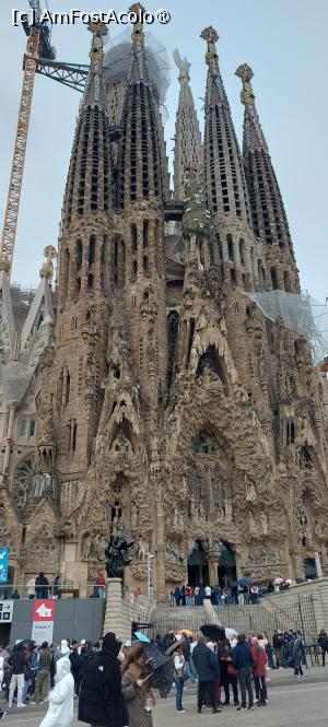 [P11] Sagrada Familia, vazuta din fata » foto by DanSta
 - 
<span class="allrVoted glyphicon glyphicon-heart hidden" id="av1470802"></span>
<a class="m-l-10 hidden" id="sv1470802" onclick="voting_Foto_DelVot(,1470802,1999)" role="button">șterge vot <span class="glyphicon glyphicon-remove"></span></a>
<a id="v91470802" class=" c-red"  onclick="voting_Foto_SetVot(1470802)" role="button"><span class="glyphicon glyphicon-heart-empty"></span> <b>LIKE</b> = Votează poza</a> <img class="hidden"  id="f1470802W9" src="/imagini/loader.gif" border="0" /><span class="AjErrMes hidden" id="e1470802ErM"></span>