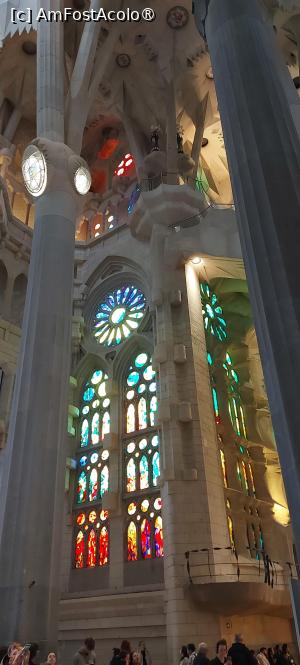 [P15] Sagrada Familia, interior » foto by DanSta
 - 
<span class="allrVoted glyphicon glyphicon-heart hidden" id="av1470806"></span>
<a class="m-l-10 hidden" id="sv1470806" onclick="voting_Foto_DelVot(,1470806,1999)" role="button">șterge vot <span class="glyphicon glyphicon-remove"></span></a>
<a id="v91470806" class=" c-red"  onclick="voting_Foto_SetVot(1470806)" role="button"><span class="glyphicon glyphicon-heart-empty"></span> <b>LIKE</b> = Votează poza</a> <img class="hidden"  id="f1470806W9" src="/imagini/loader.gif" border="0" /><span class="AjErrMes hidden" id="e1470806ErM"></span>