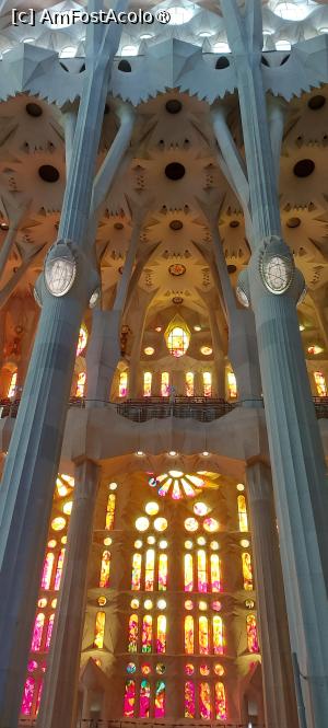 [P21] Sagrada Familia, interior » foto by DanSta
 - 
<span class="allrVoted glyphicon glyphicon-heart hidden" id="av1470812"></span>
<a class="m-l-10 hidden" id="sv1470812" onclick="voting_Foto_DelVot(,1470812,1999)" role="button">șterge vot <span class="glyphicon glyphicon-remove"></span></a>
<a id="v91470812" class=" c-red"  onclick="voting_Foto_SetVot(1470812)" role="button"><span class="glyphicon glyphicon-heart-empty"></span> <b>LIKE</b> = Votează poza</a> <img class="hidden"  id="f1470812W9" src="/imagini/loader.gif" border="0" /><span class="AjErrMes hidden" id="e1470812ErM"></span>