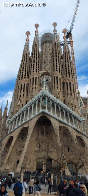 [P25] Sagrada Familia, partea din spate » foto by DanSta
 - 
<span class="allrVoted glyphicon glyphicon-heart hidden" id="av1470816"></span>
<a class="m-l-10 hidden" id="sv1470816" onclick="voting_Foto_DelVot(,1470816,1999)" role="button">șterge vot <span class="glyphicon glyphicon-remove"></span></a>
<a id="v91470816" class=" c-red"  onclick="voting_Foto_SetVot(1470816)" role="button"><span class="glyphicon glyphicon-heart-empty"></span> <b>LIKE</b> = Votează poza</a> <img class="hidden"  id="f1470816W9" src="/imagini/loader.gif" border="0" /><span class="AjErrMes hidden" id="e1470816ErM"></span>