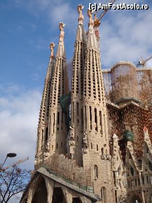 [P03] Barcelona, Basilica de la Sagrada Familia: turnurile fațadei vestice » foto by mariana.olaru
 - 
<span class="allrVoted glyphicon glyphicon-heart hidden" id="av368720"></span>
<a class="m-l-10 hidden" id="sv368720" onclick="voting_Foto_DelVot(,368720,1999)" role="button">șterge vot <span class="glyphicon glyphicon-remove"></span></a>
<a id="v9368720" class=" c-red"  onclick="voting_Foto_SetVot(368720)" role="button"><span class="glyphicon glyphicon-heart-empty"></span> <b>LIKE</b> = Votează poza</a> <img class="hidden"  id="f368720W9" src="/imagini/loader.gif" border="0" /><span class="AjErrMes hidden" id="e368720ErM"></span>