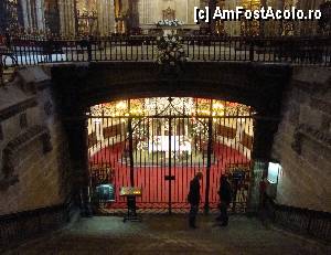 [P47] Barcelona, Catedral de la Seu: altarul Sfintei Eulalia, patroana așezământului » foto by mariana.olaru
 - 
<span class="allrVoted glyphicon glyphicon-heart hidden" id="av368778"></span>
<a class="m-l-10 hidden" id="sv368778" onclick="voting_Foto_DelVot(,368778,1999)" role="button">șterge vot <span class="glyphicon glyphicon-remove"></span></a>
<a id="v9368778" class=" c-red"  onclick="voting_Foto_SetVot(368778)" role="button"><span class="glyphicon glyphicon-heart-empty"></span> <b>LIKE</b> = Votează poza</a> <img class="hidden"  id="f368778W9" src="/imagini/loader.gif" border="0" /><span class="AjErrMes hidden" id="e368778ErM"></span>